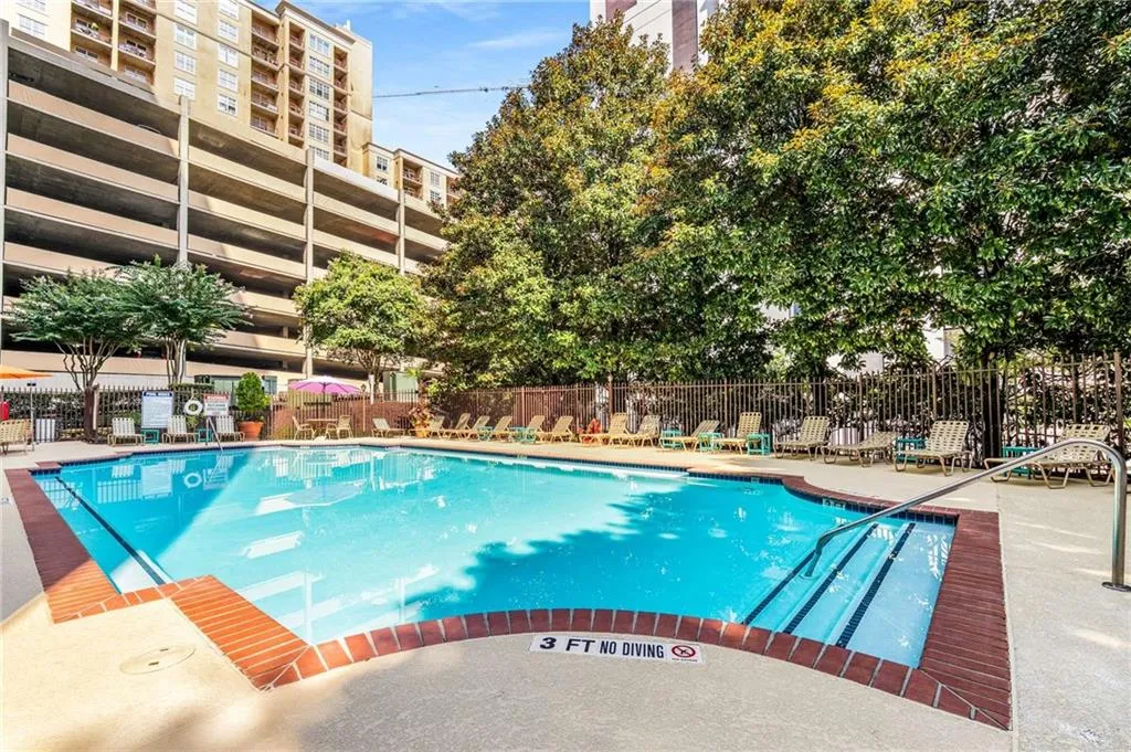 1101 Juniper Street Ne Unit 925, Atlanta, Georgia 30309, 1 Bedroom Bedrooms, ,1 BathroomBathrooms,Residential,For Sale,1101 Juniper Street Ne Unit 925,7635921