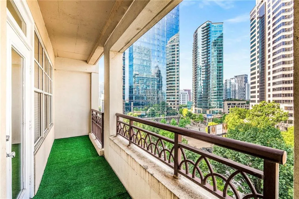 1101 Juniper Street Ne Unit 925, Atlanta, Georgia 30309, 1 Bedroom Bedrooms, ,1 BathroomBathrooms,Residential,For Sale,1101 Juniper Street Ne Unit 925,7635921