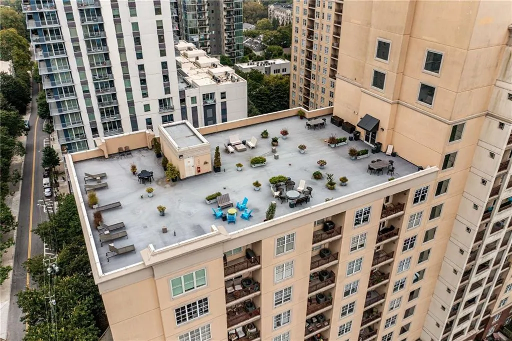 1101 Juniper Street Ne Unit 925, Atlanta, Georgia 30309, 1 Bedroom Bedrooms, ,1 BathroomBathrooms,Residential,For Sale,1101 Juniper Street Ne Unit 925,7635921