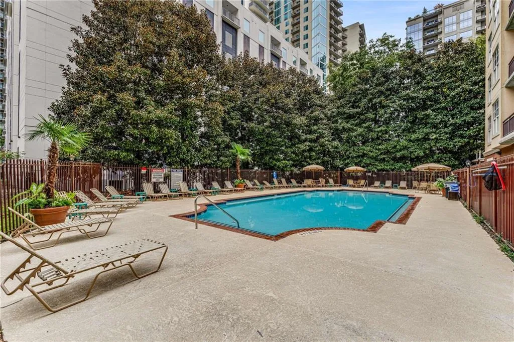 1101 Juniper Street Ne Unit 925, Atlanta, Georgia 30309, 1 Bedroom Bedrooms, ,1 BathroomBathrooms,Residential,For Sale,1101 Juniper Street Ne Unit 925,7635921