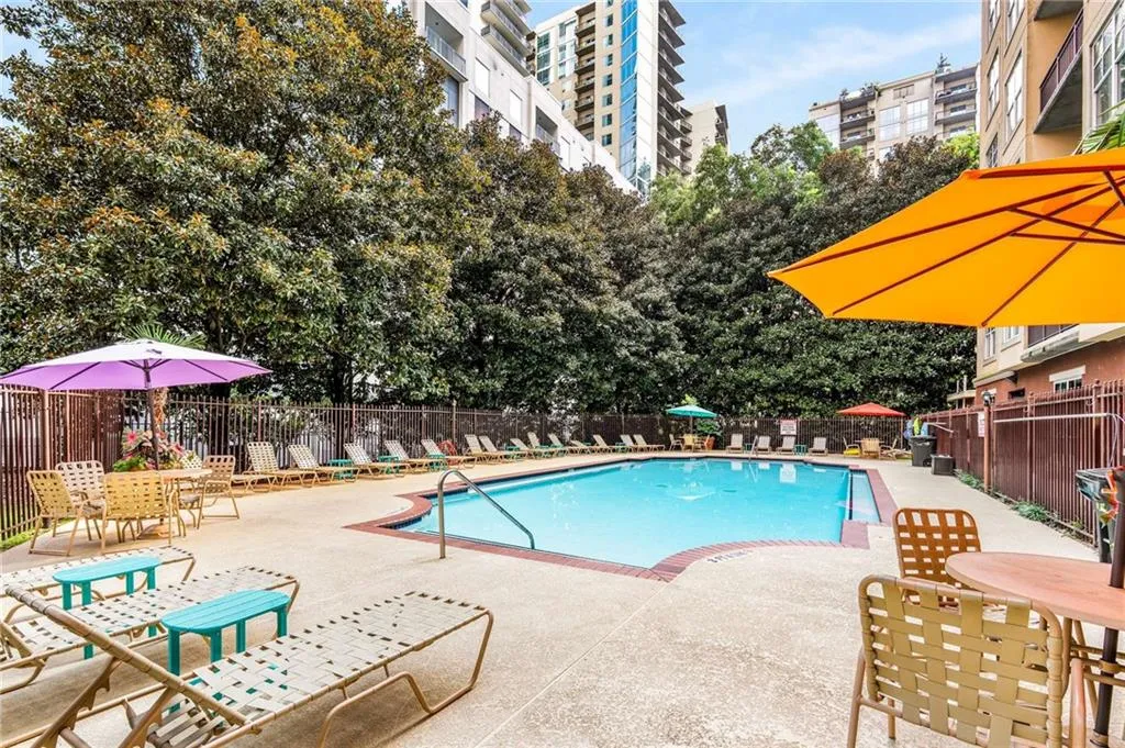 1101 Juniper Street Ne Unit 925, Atlanta, Georgia 30309, 1 Bedroom Bedrooms, ,1 BathroomBathrooms,Residential,For Sale,1101 Juniper Street Ne Unit 925,7635921