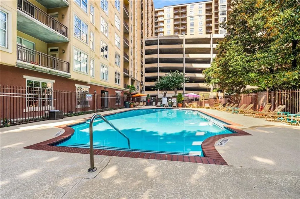 1101 Juniper Street Ne Unit 925, Atlanta, Georgia 30309, 1 Bedroom Bedrooms, ,1 BathroomBathrooms,Residential,For Sale,1101 Juniper Street Ne Unit 925,7635921
