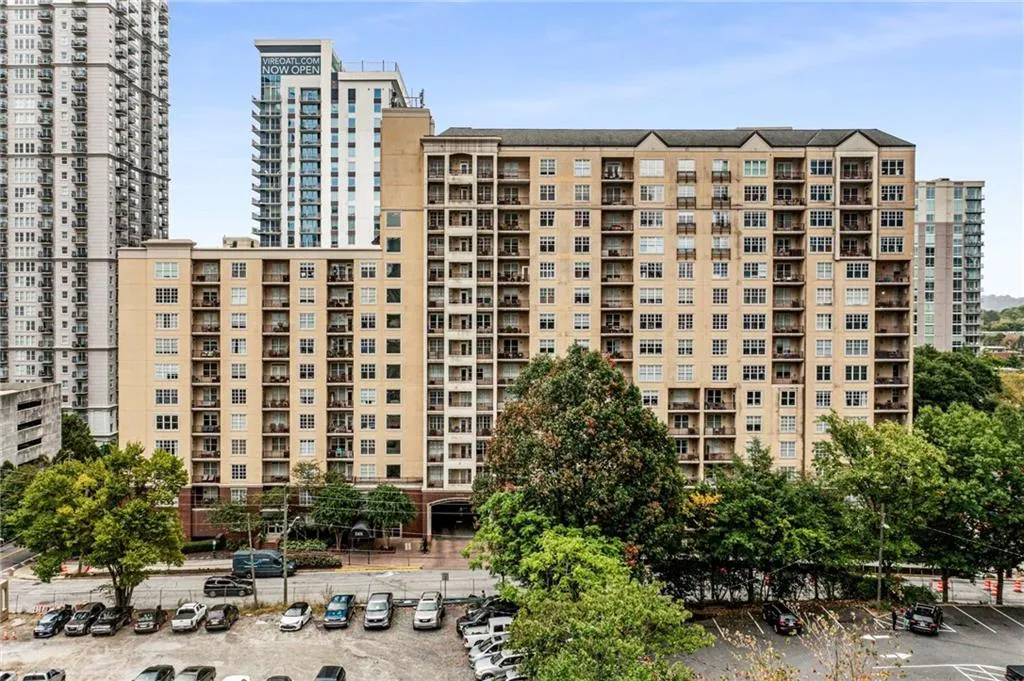 1101 Juniper Street Ne Unit 925, Atlanta, Georgia 30309, 1 Bedroom Bedrooms, ,1 BathroomBathrooms,Residential,For Sale,1101 Juniper Street Ne Unit 925,7635921