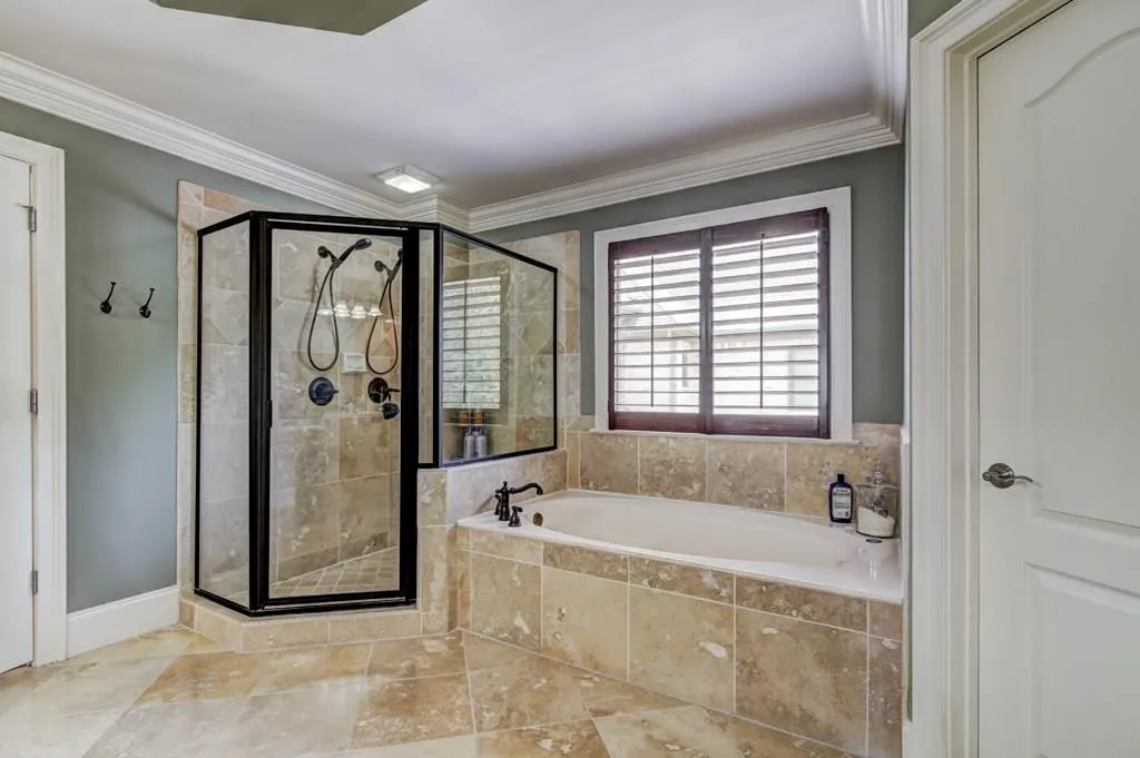 7937 Stratford Lane, Sandy Springs, Georgia 30350, 5 Bedrooms Bedrooms, ,5 BathroomsBathrooms,Residential,Sold,7937 Stratford Lane,6041273