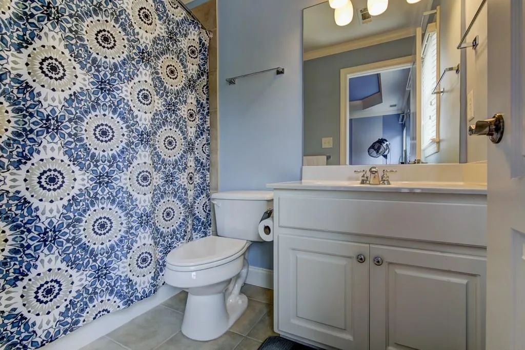 7937 Stratford Lane, Sandy Springs, Georgia 30350, 5 Bedrooms Bedrooms, ,5 BathroomsBathrooms,Residential,Sold,7937 Stratford Lane,6041273