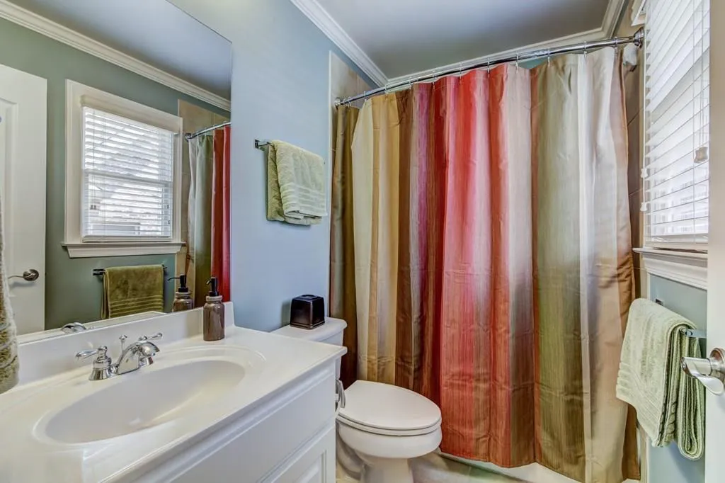 7937 Stratford Lane, Sandy Springs, Georgia 30350, 5 Bedrooms Bedrooms, ,5 BathroomsBathrooms,Residential,Sold,7937 Stratford Lane,6041273