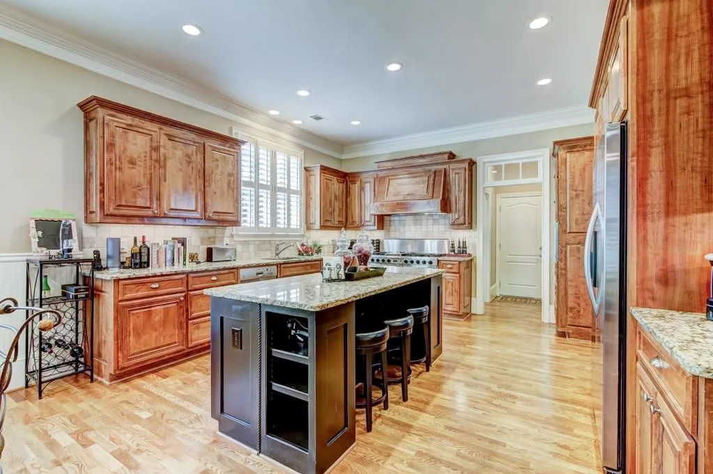 7937 Stratford Lane, Sandy Springs, Georgia 30350, 5 Bedrooms Bedrooms, ,5 BathroomsBathrooms,Residential,Sold,7937 Stratford Lane,6041273