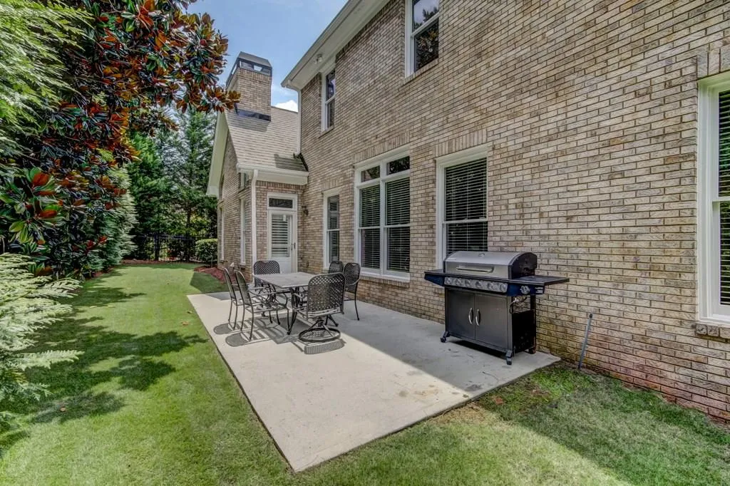 7937 Stratford Lane, Sandy Springs, Georgia 30350, 5 Bedrooms Bedrooms, ,5 BathroomsBathrooms,Residential,Sold,7937 Stratford Lane,6041273