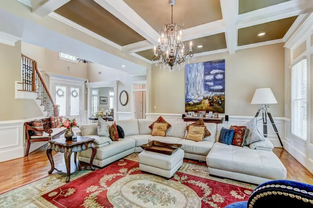 7937 Stratford Lane, Sandy Springs, Georgia 30350, 5 Bedrooms Bedrooms, ,5 BathroomsBathrooms,Residential,Sold,7937 Stratford Lane,6041273