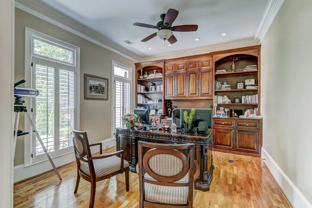 7937 Stratford Lane, Sandy Springs, Georgia 30350, 5 Bedrooms Bedrooms, ,5 BathroomsBathrooms,Residential,Sold,7937 Stratford Lane,6041273