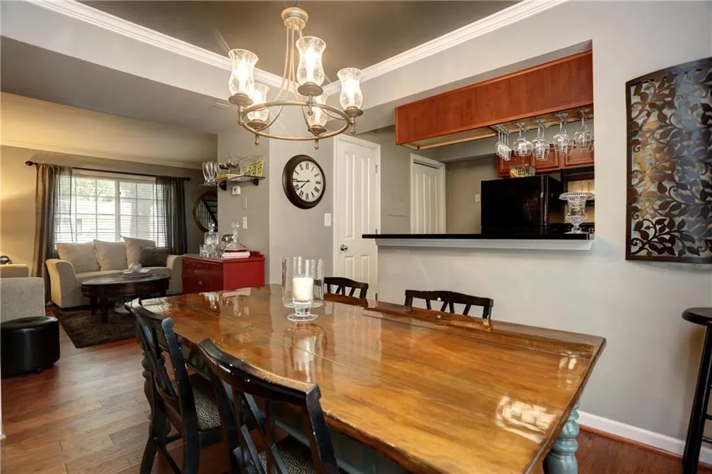 6940 Roswell Road Unit 16b, Atlanta, Georgia 30328, 2 Bedrooms Bedrooms, ,1 BathroomBathrooms,Residential,Sold,6940 Roswell Road Unit 16b,5868708