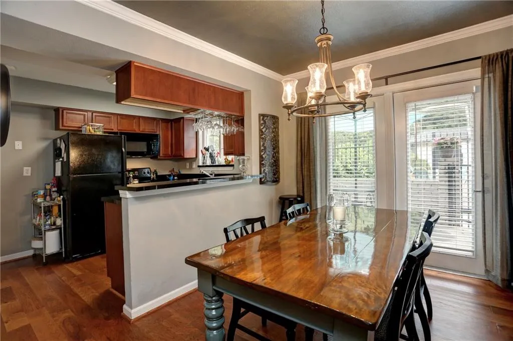 6940 Roswell Road Unit 16b, Atlanta, Georgia 30328, 2 Bedrooms Bedrooms, ,1 BathroomBathrooms,Residential,Sold,6940 Roswell Road Unit 16b,5868708