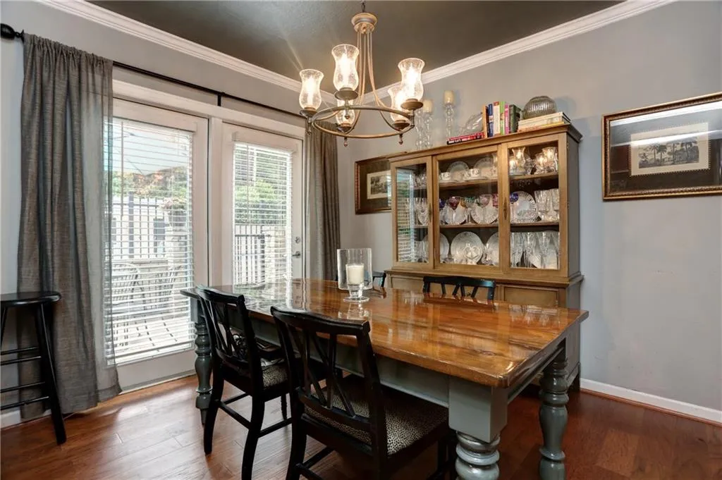 6940 Roswell Road Unit 16b, Atlanta, Georgia 30328, 2 Bedrooms Bedrooms, ,1 BathroomBathrooms,Residential,Sold,6940 Roswell Road Unit 16b,5868708