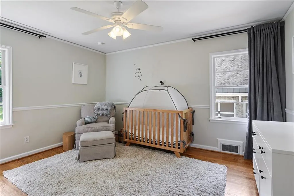 5985 Greenbrier Road, Sandy Springs, Georgia 30328, 3 Bedrooms Bedrooms, ,2 BathroomsBathrooms,Residential,Sold,5985 Greenbrier Road,6876448