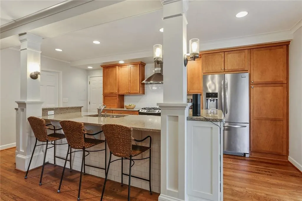 5985 Greenbrier Road, Sandy Springs, Georgia 30328, 3 Bedrooms Bedrooms, ,2 BathroomsBathrooms,Residential,Sold,5985 Greenbrier Road,6876448