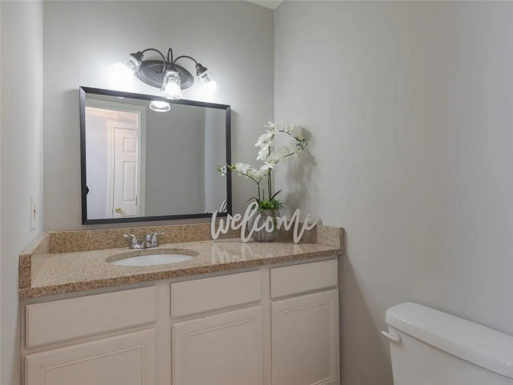 8 Mount Vernon Circle, Atlanta, Georgia 30338, 2 Bedrooms Bedrooms, ,2 BathroomsBathrooms,Residential,Sold,8 Mount Vernon Circle,6093757