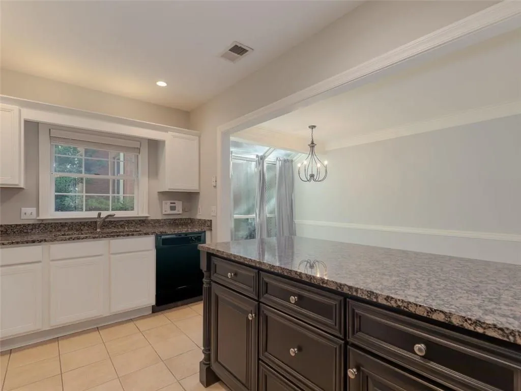 8 Mount Vernon Circle, Atlanta, Georgia 30338, 2 Bedrooms Bedrooms, ,2 BathroomsBathrooms,Residential,Sold,8 Mount Vernon Circle,6093757