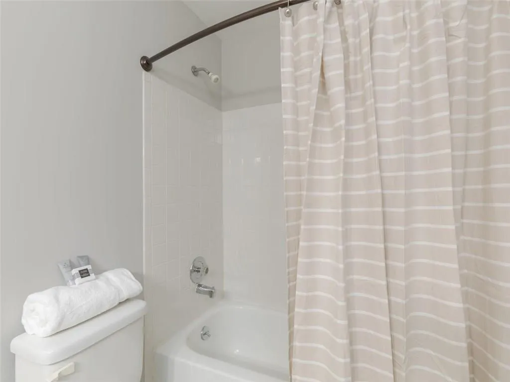8 Mount Vernon Circle, Atlanta, Georgia 30338, 2 Bedrooms Bedrooms, ,2 BathroomsBathrooms,Residential,Sold,8 Mount Vernon Circle,6093757