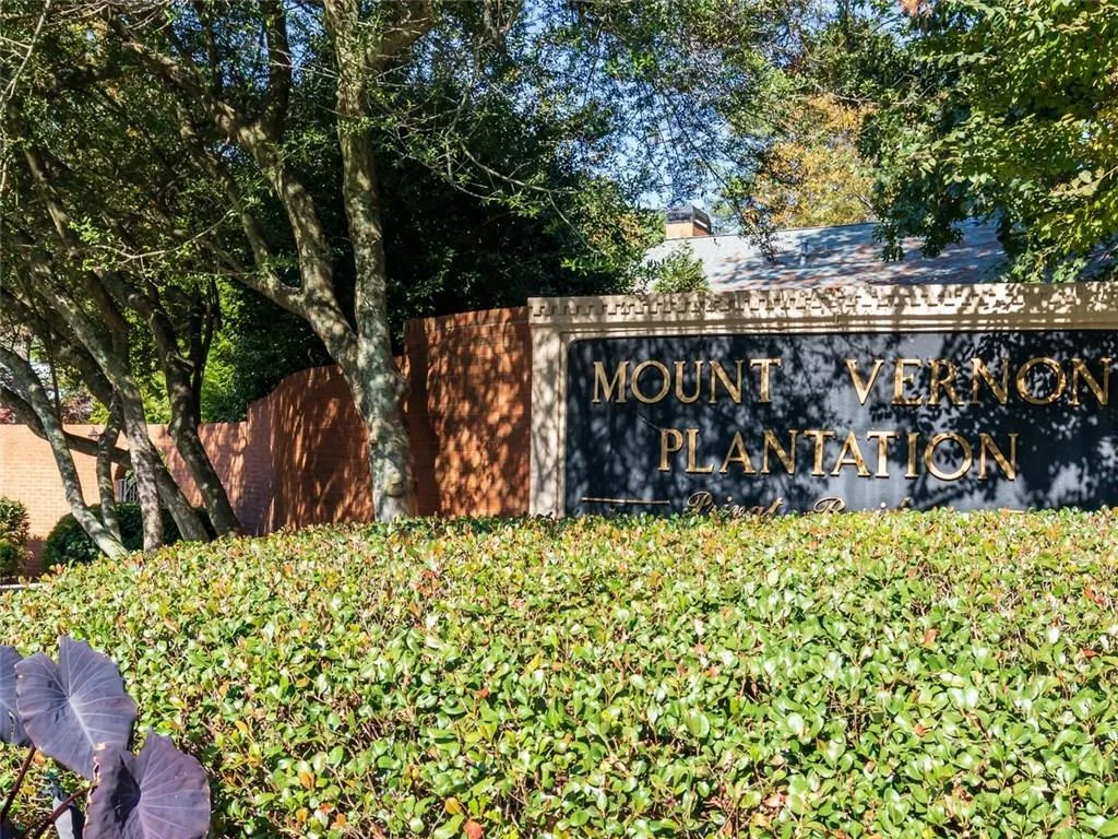 8 Mount Vernon Circle, Atlanta, Georgia 30338, 2 Bedrooms Bedrooms, ,2 BathroomsBathrooms,Residential,Sold,8 Mount Vernon Circle,6093757