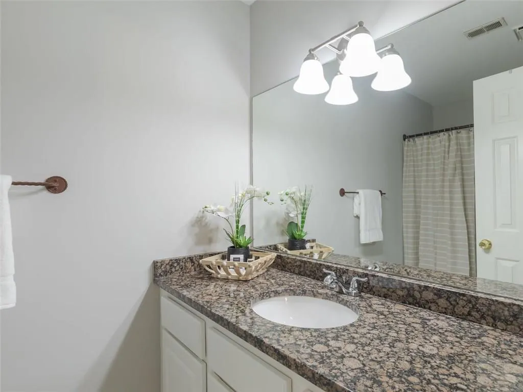 8 Mount Vernon Circle, Atlanta, Georgia 30338, 2 Bedrooms Bedrooms, ,2 BathroomsBathrooms,Residential,Sold,8 Mount Vernon Circle,6093757