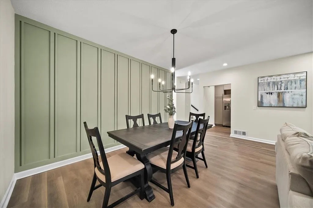 803 Brandywine Circle, Atlanta, Georgia 30350, 3 Bedrooms Bedrooms, ,2 BathroomsBathrooms,Residential,Sold,803 Brandywine Circle,7453784