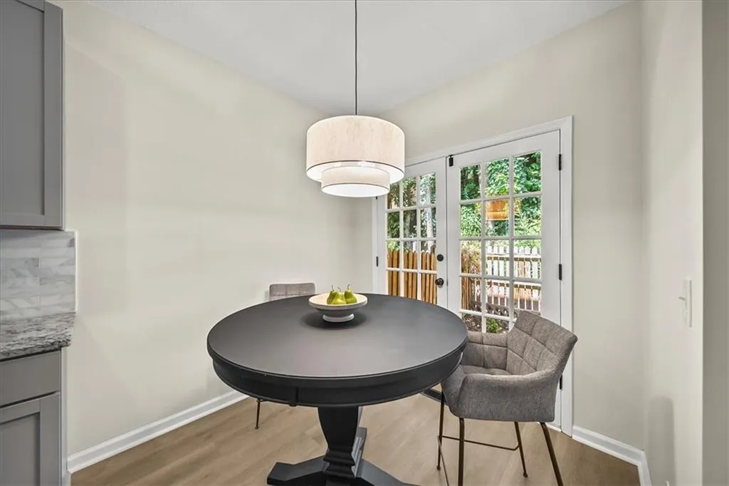 803 Brandywine Circle, Atlanta, Georgia 30350, 3 Bedrooms Bedrooms, ,2 BathroomsBathrooms,Residential,Sold,803 Brandywine Circle,7453784