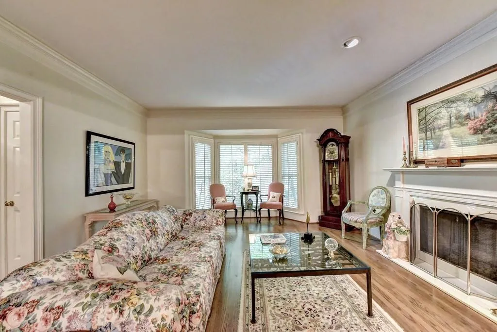 9400 Huntcliff Trace, Atlanta, Georgia 30350, 4 Bedrooms Bedrooms, ,4 BathroomsBathrooms,Residential,Sold,9400 Huntcliff Trace,6724289