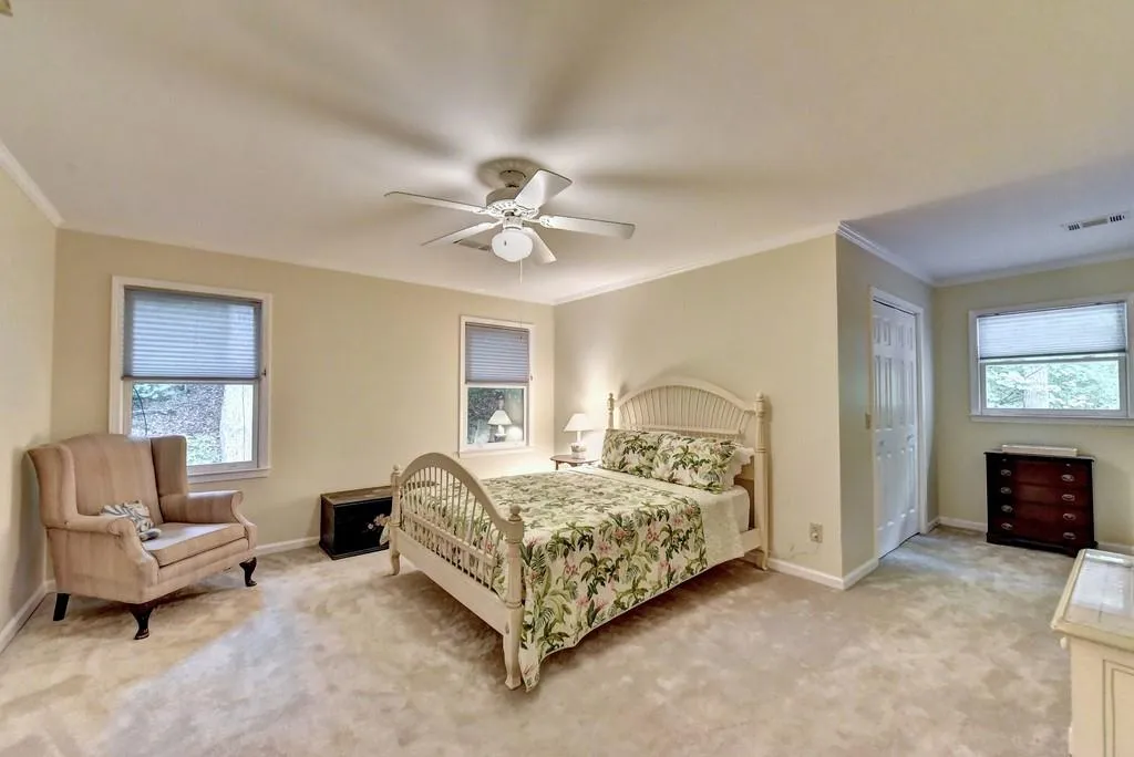 9400 Huntcliff Trace, Atlanta, Georgia 30350, 4 Bedrooms Bedrooms, ,4 BathroomsBathrooms,Residential,Sold,9400 Huntcliff Trace,6724289