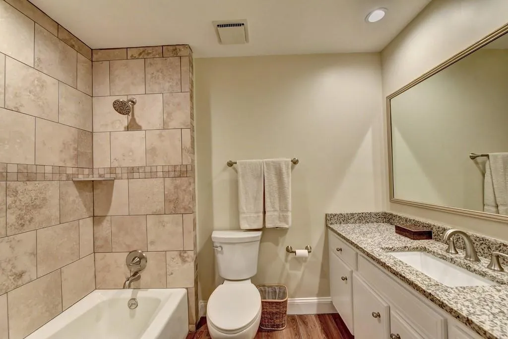 9400 Huntcliff Trace, Atlanta, Georgia 30350, 4 Bedrooms Bedrooms, ,4 BathroomsBathrooms,Residential,Sold,9400 Huntcliff Trace,6724289
