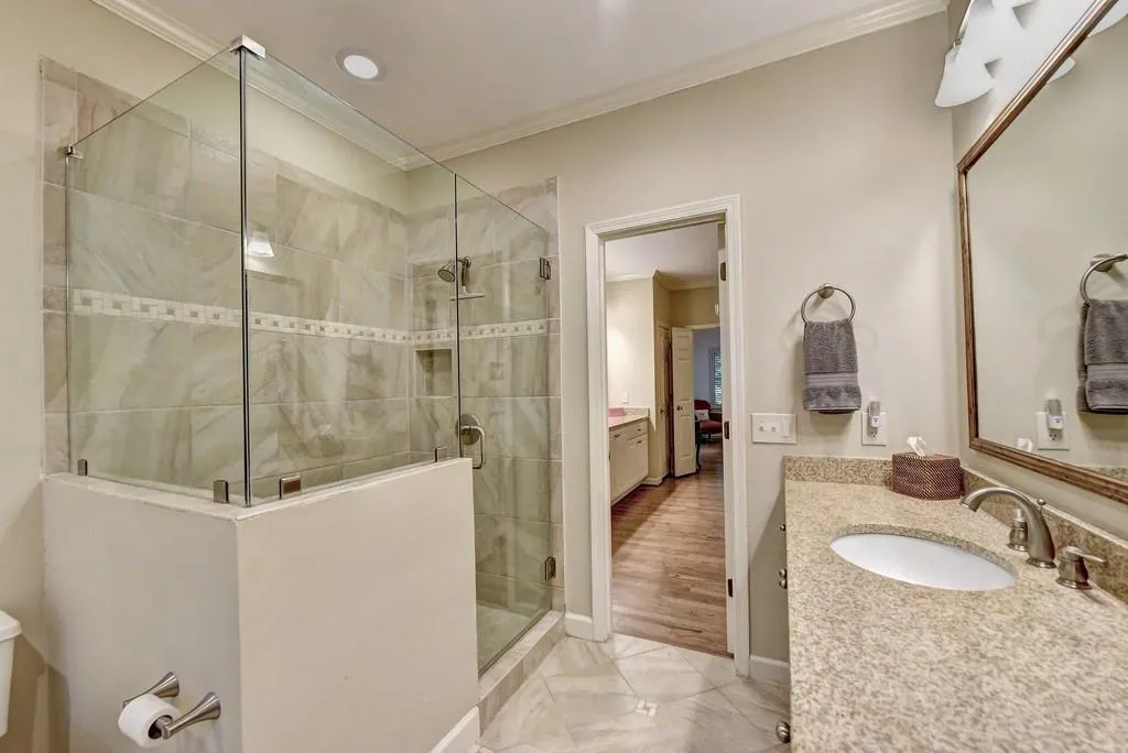 9400 Huntcliff Trace, Atlanta, Georgia 30350, 4 Bedrooms Bedrooms, ,4 BathroomsBathrooms,Residential,Sold,9400 Huntcliff Trace,6724289