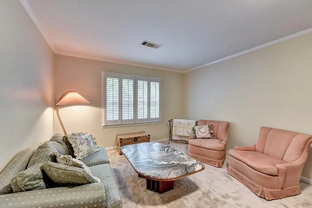 9400 Huntcliff Trace, Atlanta, Georgia 30350, 4 Bedrooms Bedrooms, ,4 BathroomsBathrooms,Residential,Sold,9400 Huntcliff Trace,6724289