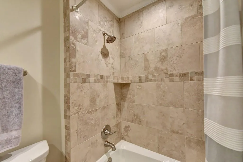 9400 Huntcliff Trace, Atlanta, Georgia 30350, 4 Bedrooms Bedrooms, ,4 BathroomsBathrooms,Residential,Sold,9400 Huntcliff Trace,6724289