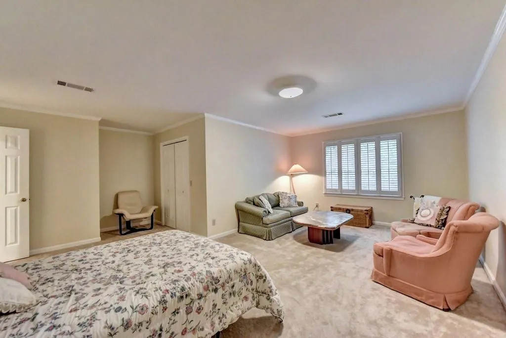 9400 Huntcliff Trace, Atlanta, Georgia 30350, 4 Bedrooms Bedrooms, ,4 BathroomsBathrooms,Residential,Sold,9400 Huntcliff Trace,6724289