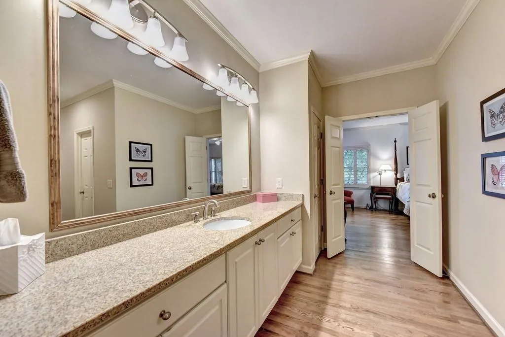 9400 Huntcliff Trace, Atlanta, Georgia 30350, 4 Bedrooms Bedrooms, ,4 BathroomsBathrooms,Residential,Sold,9400 Huntcliff Trace,6724289