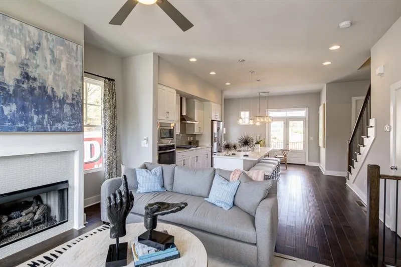 6091 Boylston Drive Ne Unit 5, Sandy Springs, Georgia 30328, 3 Bedrooms Bedrooms, ,3 BathroomsBathrooms,Residential,Sold,6091 Boylston Drive Ne Unit 5,5895416