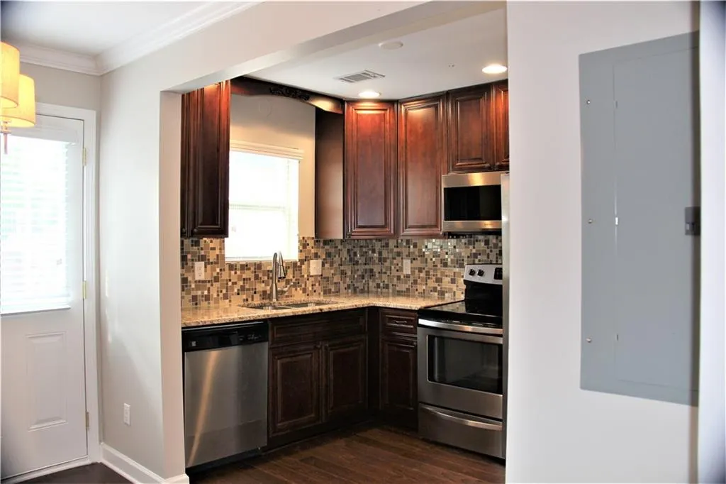265 Winding River Drive Unit G, Atlanta, Georgia 30350, 2 Bedrooms Bedrooms, ,1 BathroomBathrooms,Residential,Sold,265 Winding River Drive Unit G,6887761