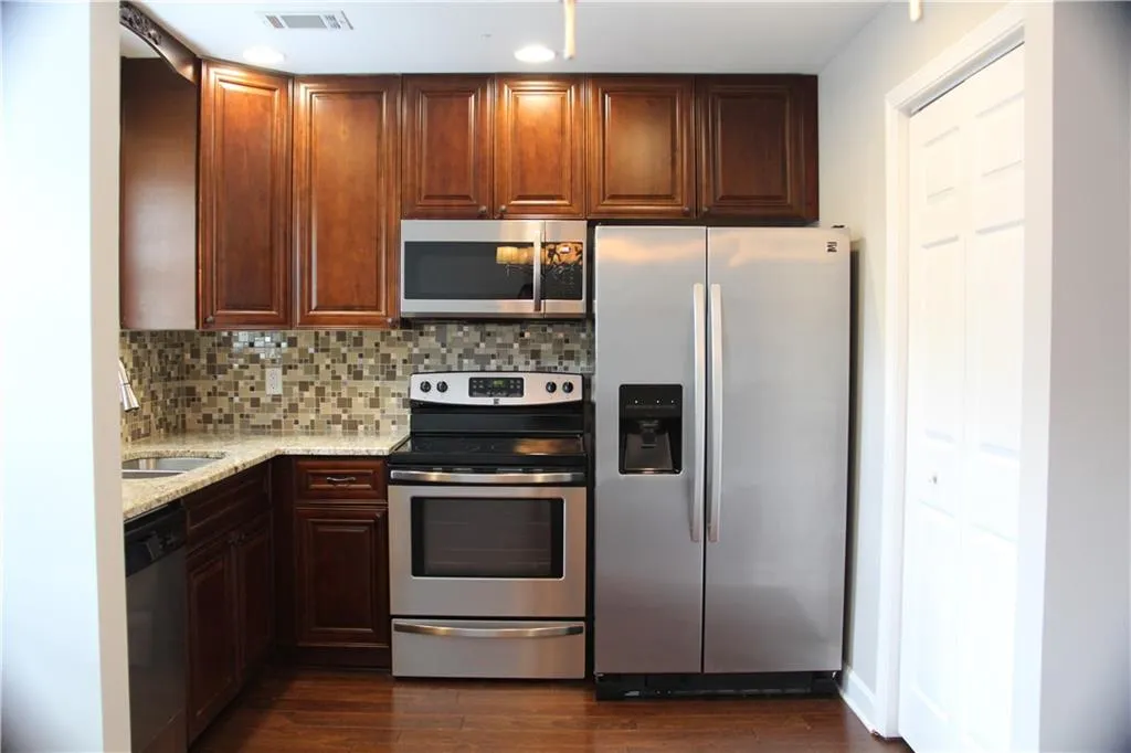 265 Winding River Drive Unit G, Atlanta, Georgia 30350, 2 Bedrooms Bedrooms, ,1 BathroomBathrooms,Residential,Sold,265 Winding River Drive Unit G,6887761