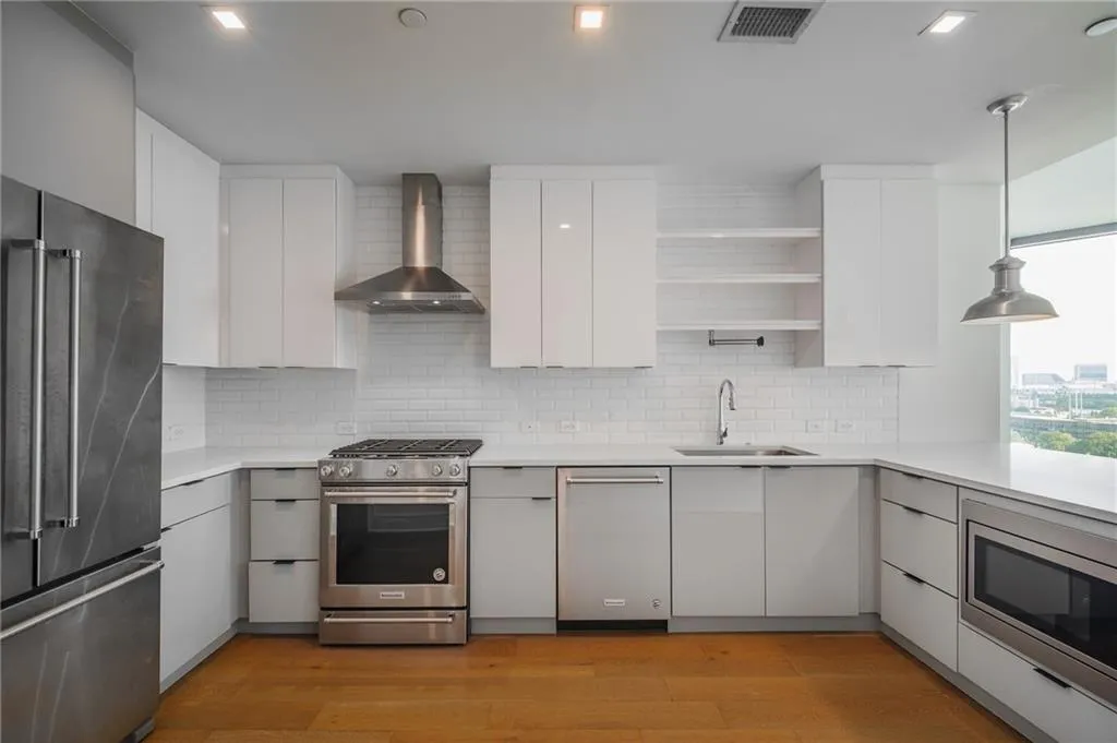 788 W Marietta Street Nw Unit 1304, Atlanta, Georgia 30318, 1 Bedroom Bedrooms, ,1 BathroomBathrooms,Residential,For Sale,788 W Marietta Street Nw Unit 1304,7625722