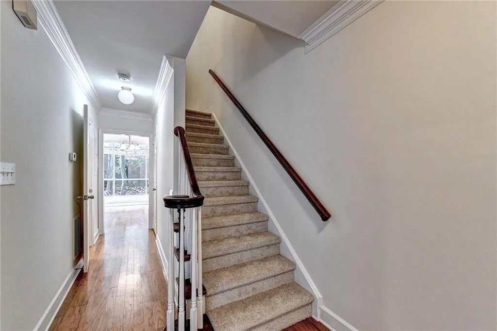 7500 Roswell Road Unit 32, Sandy Springs, Georgia 30350, 2 Bedrooms Bedrooms, ,2 BathroomsBathrooms,Residential,Sold,7500 Roswell Road Unit 32,7065631