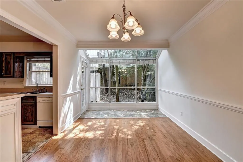 7500 Roswell Road Unit 32, Sandy Springs, Georgia 30350, 2 Bedrooms Bedrooms, ,2 BathroomsBathrooms,Residential,Sold,7500 Roswell Road Unit 32,7065631