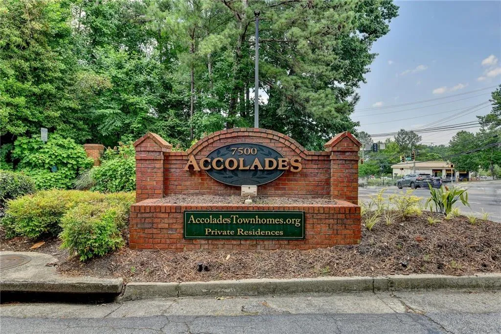 7500 Roswell Road Unit 32, Sandy Springs, Georgia 30350, 2 Bedrooms Bedrooms, ,2 BathroomsBathrooms,Residential,Sold,7500 Roswell Road Unit 32,7065631