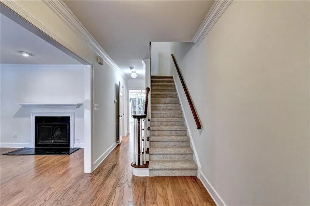 7500 Roswell Road Unit 32, Sandy Springs, Georgia 30350, 2 Bedrooms Bedrooms, ,2 BathroomsBathrooms,Residential,Sold,7500 Roswell Road Unit 32,7065631