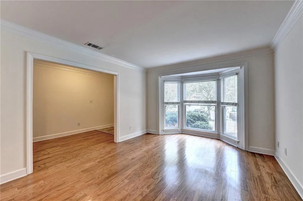 7500 Roswell Road Unit 32, Sandy Springs, Georgia 30350, 2 Bedrooms Bedrooms, ,2 BathroomsBathrooms,Residential,Sold,7500 Roswell Road Unit 32,7065631