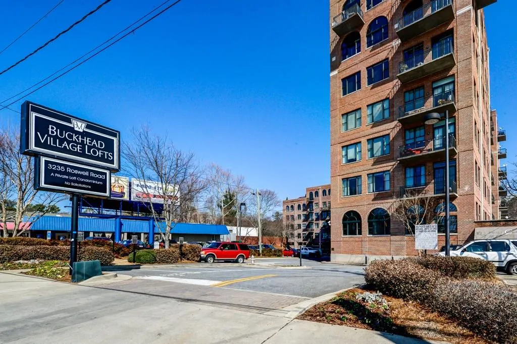 3235 Roswell Road Ne Unit 817, Atlanta, Georgia 30305, 3 Bedrooms Bedrooms, ,2 BathroomsBathrooms,Residential,Sold,3235 Roswell Road Ne Unit 817,5674778