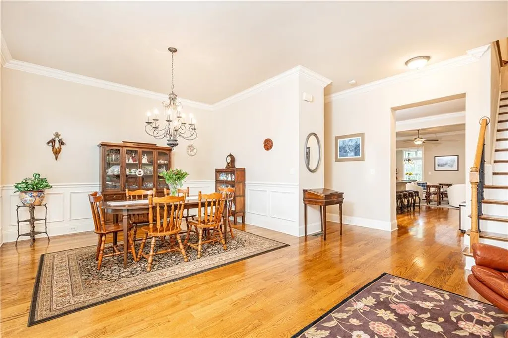 155 Alderwood Hill, Sandy Springs, Georgia 30328, 3 Bedrooms Bedrooms, ,3 BathroomsBathrooms,Residential,Sold,155 Alderwood Hill,7261766