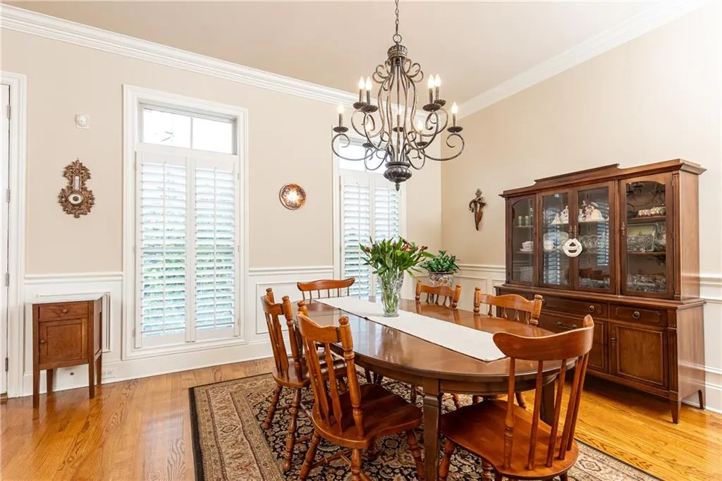 155 Alderwood Hill, Sandy Springs, Georgia 30328, 3 Bedrooms Bedrooms, ,3 BathroomsBathrooms,Residential,Sold,155 Alderwood Hill,7261766