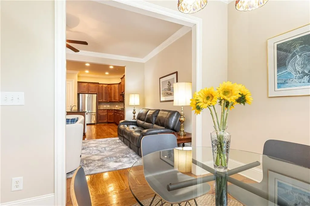 155 Alderwood Hill, Sandy Springs, Georgia 30328, 3 Bedrooms Bedrooms, ,3 BathroomsBathrooms,Residential,Sold,155 Alderwood Hill,7261766