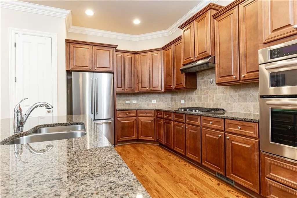 155 Alderwood Hill, Sandy Springs, Georgia 30328, 3 Bedrooms Bedrooms, ,3 BathroomsBathrooms,Residential,Sold,155 Alderwood Hill,7261766