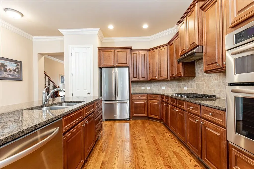 155 Alderwood Hill, Sandy Springs, Georgia 30328, 3 Bedrooms Bedrooms, ,3 BathroomsBathrooms,Residential,Sold,155 Alderwood Hill,7261766