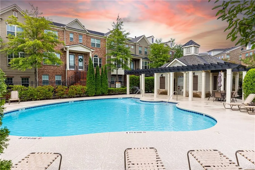 155 Alderwood Hill, Sandy Springs, Georgia 30328, 3 Bedrooms Bedrooms, ,3 BathroomsBathrooms,Residential,Sold,155 Alderwood Hill,7261766